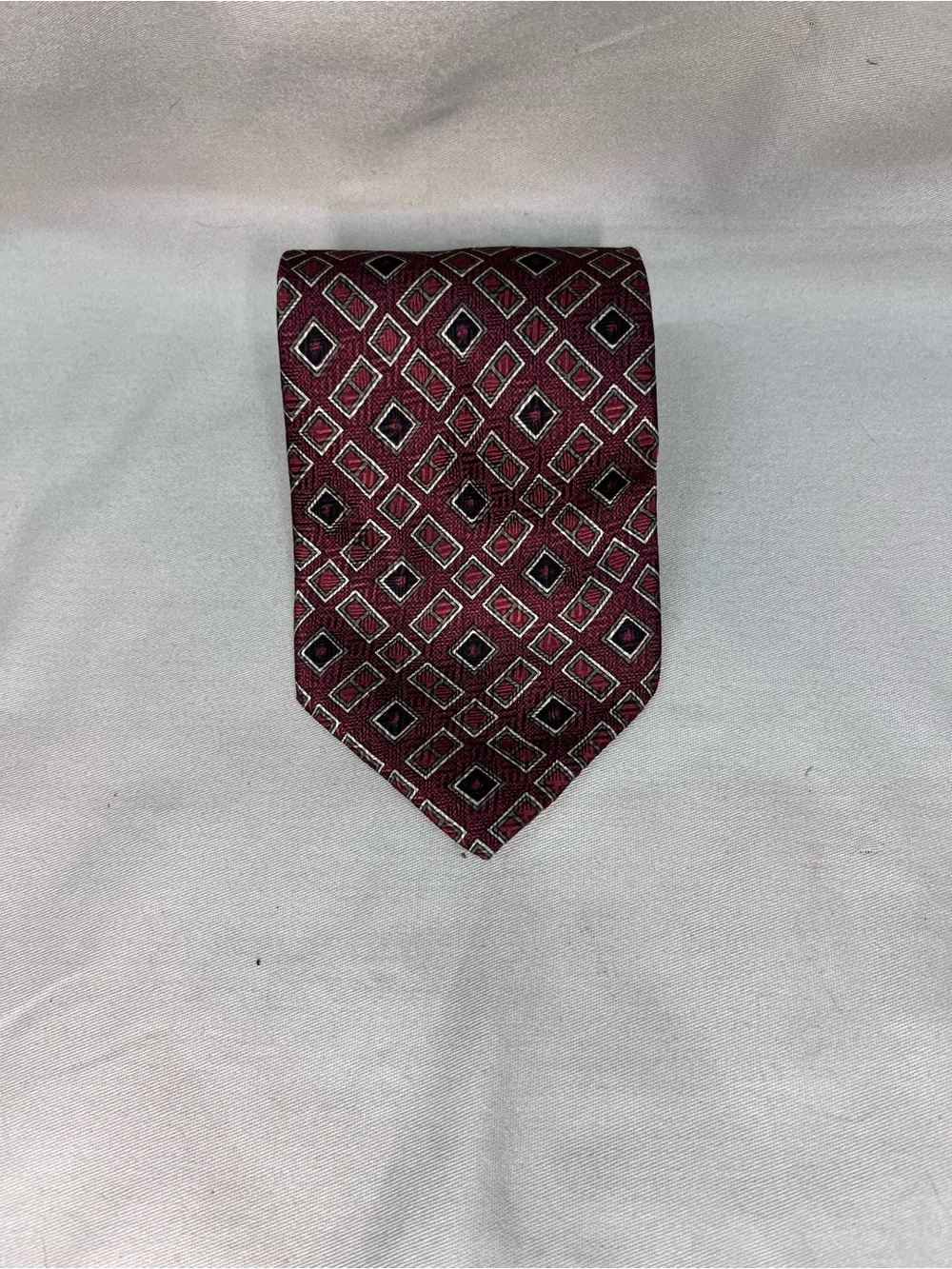 Mondo di Marco Maroon Geometric 100% Silk Neck Tie - 57 L Business Professional